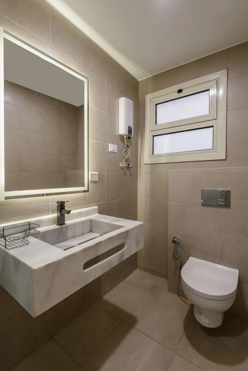 Spacious Heliopolis Airport Double Room with Sofa, Lower Floor, photo 7
