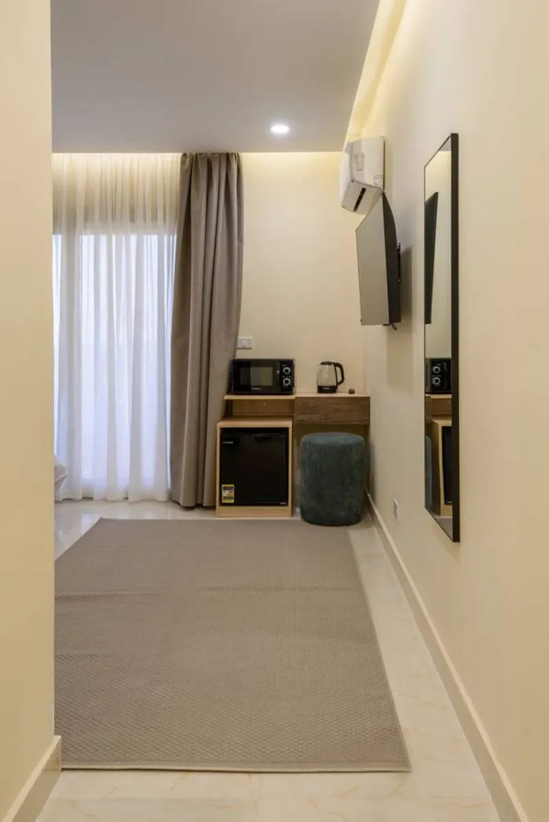 Heliopolis Airport Twin Room with Balcony, Upper Floor, photo 6