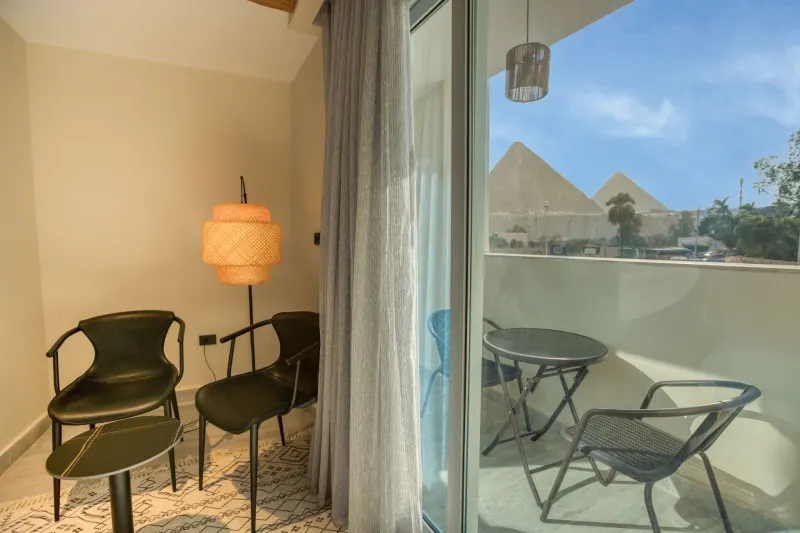 Deluxe Twin Room with Pyramids View — La Boutique Hotel, photo 5