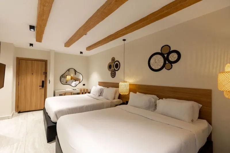 Family Room with City View — La Boutique Hotel, photo 6