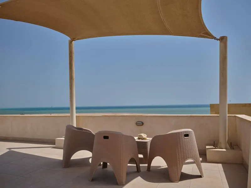 Boutique Two-Bedroom with Partial Pool View, photo 3