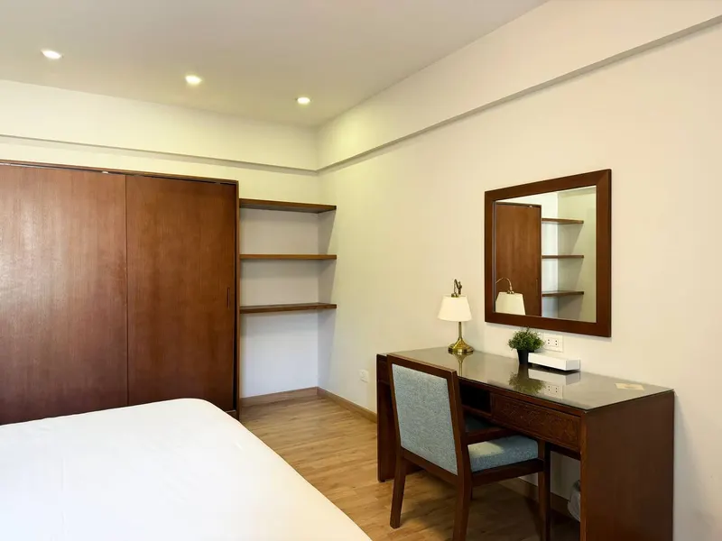 Iconia Large One-Bedroom with King Bed, 75 sqm, photo 4