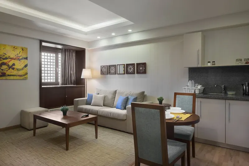 Iconia One-Bedroom with Coffee Maker, 61 sqm, photo 2