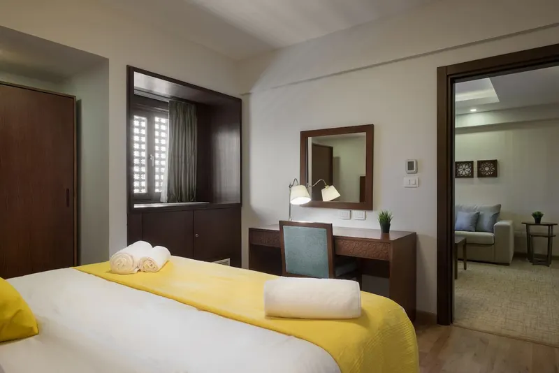 Iconia One-Bedroom with Dining Area, 55 sqm, photo 5