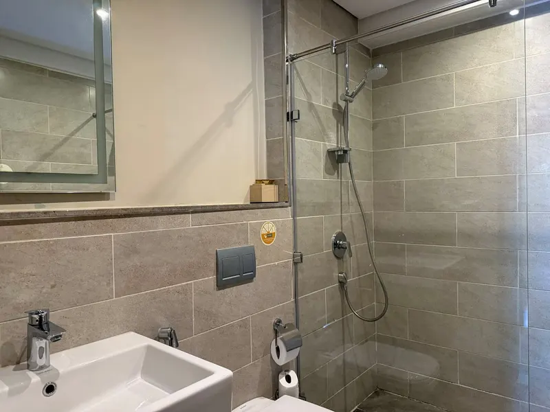 Iconia One-Bedroom with King Bed, 61 sqm, photo 3