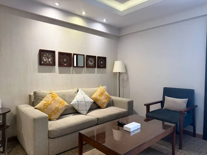 Iconia One-Bedroom with Pool Access, 55 sqm, photo 3