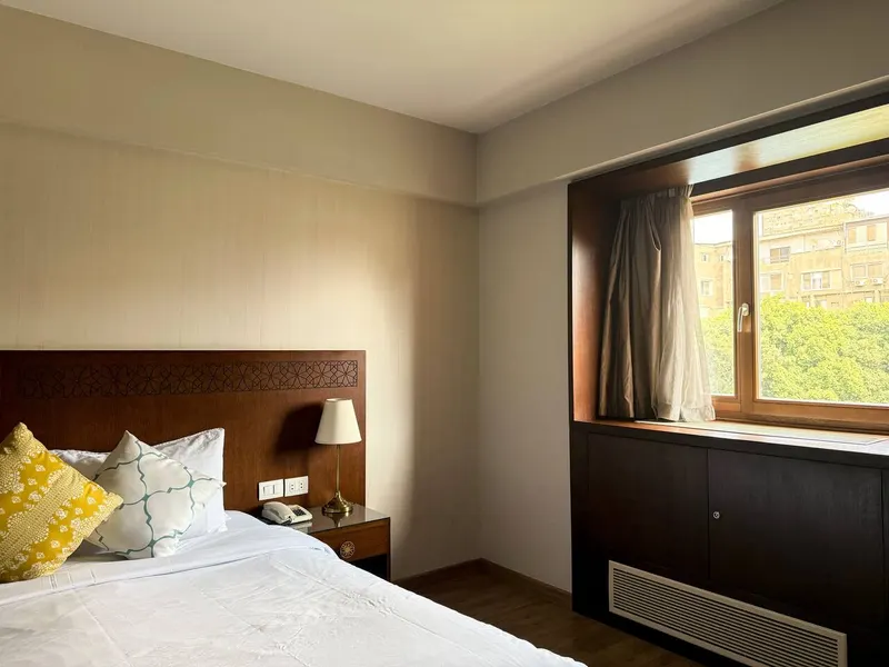 Iconia One-Bedroom with Private Entrance, 61 sqm, photo 7
