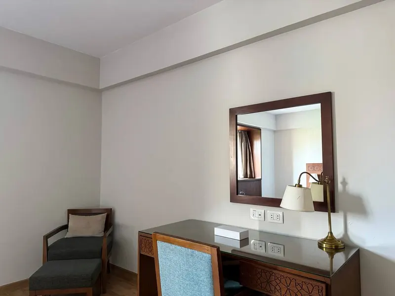 Iconia One-Bedroom with Private Entrance, 61 sqm, photo 8