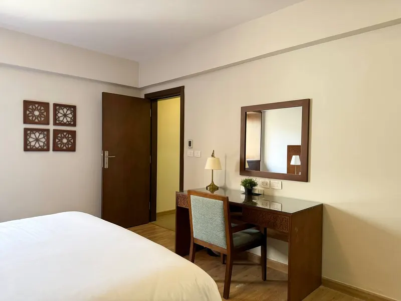 Iconia Renovated One-Bedroom, 75 sqm, photo 7
