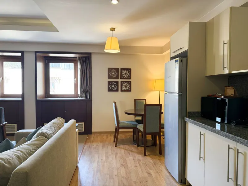 Iconia Renovated One-Bedroom, 75 sqm, photo 8