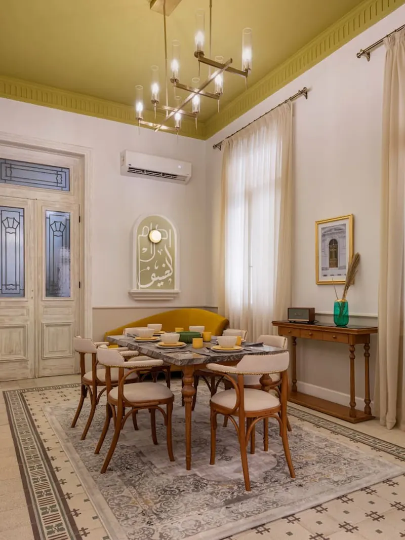 Layal Back-View Two-Bedroom with Private Entrance, photo 8