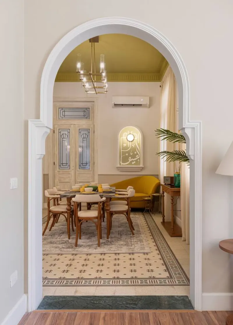Layal Vintage Two-Bedroom with Quiet Back View, photo 6