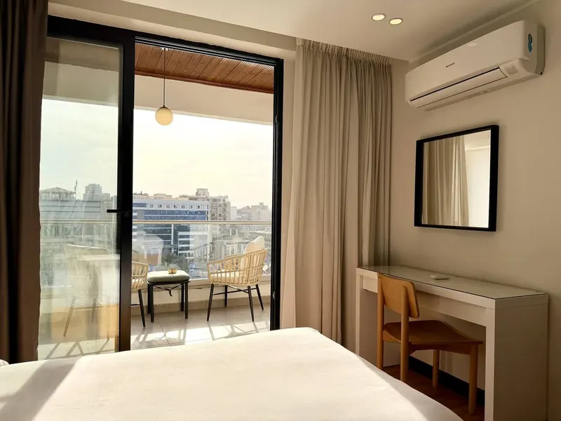 Nile-View Apartment on Abu El Feda Street, photo 8