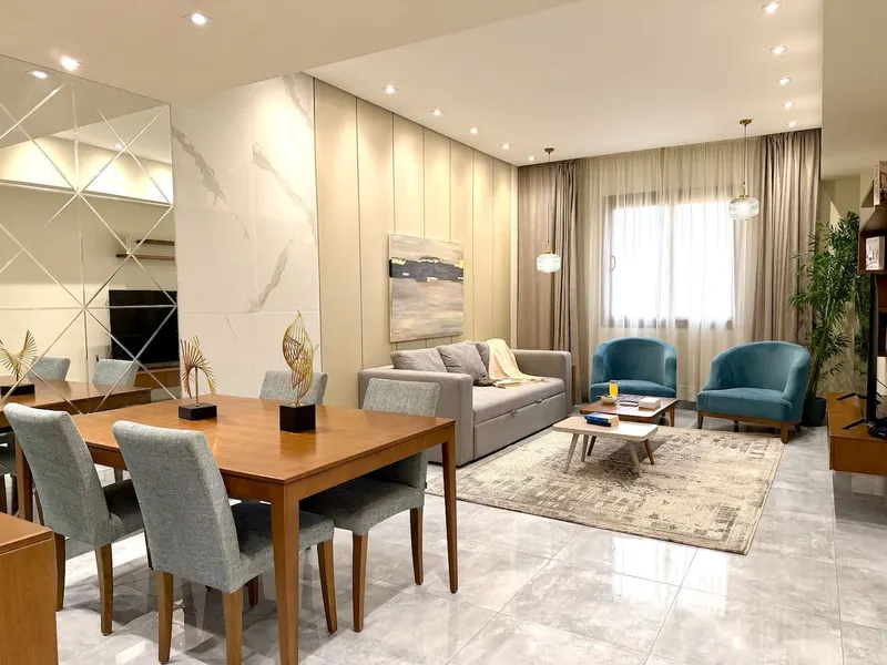 One-Bedroom, Guest Toilet, Dining for Four, photo 2