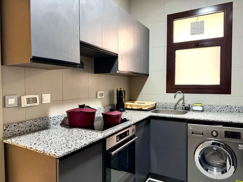 One-Bedroom, Guest Toilet, Dining for Four, photo 6