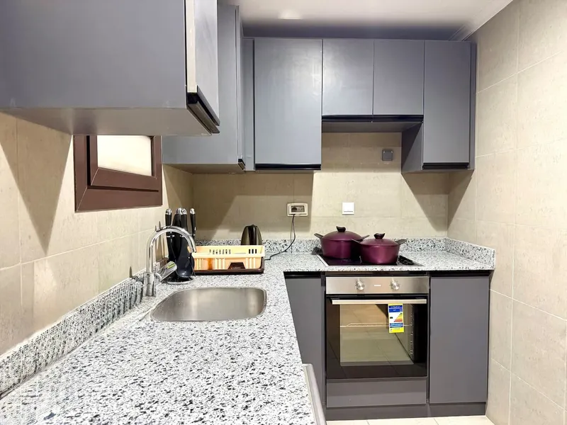 One-Bedroom with Dining for Two and Gym Access, photo 6