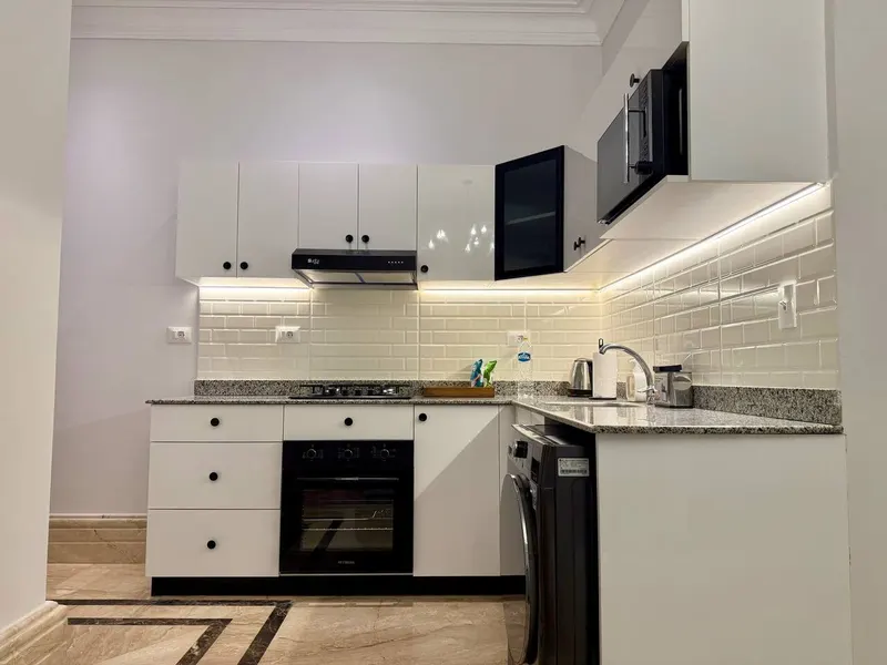 One-Bedroom with Queen Bed, Workspace and Gym Access, photo 5