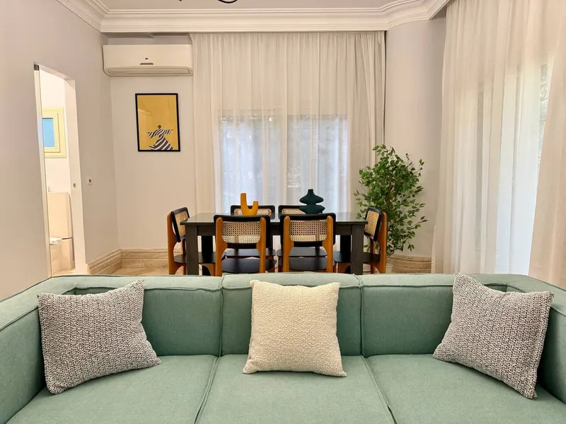 One-Bedroom with Queen Bed, Workspace and Gym Access, photo 7