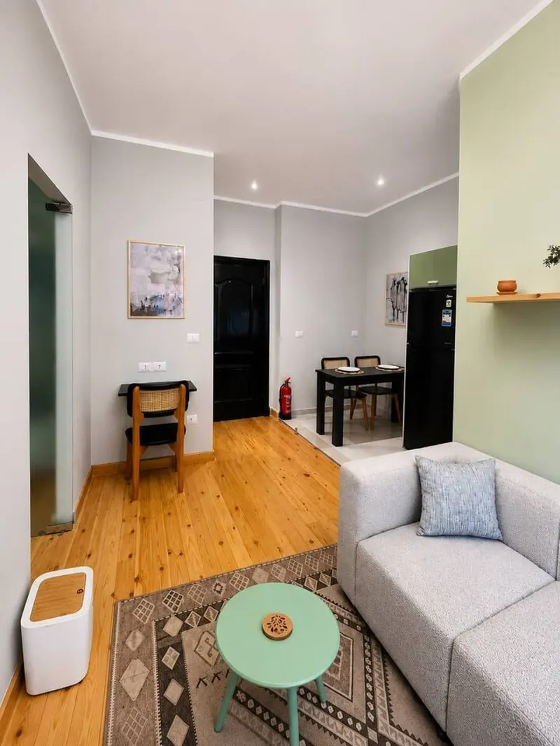 Open-Plan One-Bedroom with Billiards Lounge and Gym, photo 8