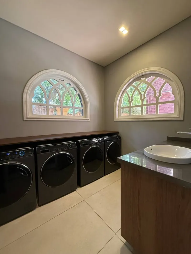 Poolside Studio with Arched Sleeping Nook, photo 4