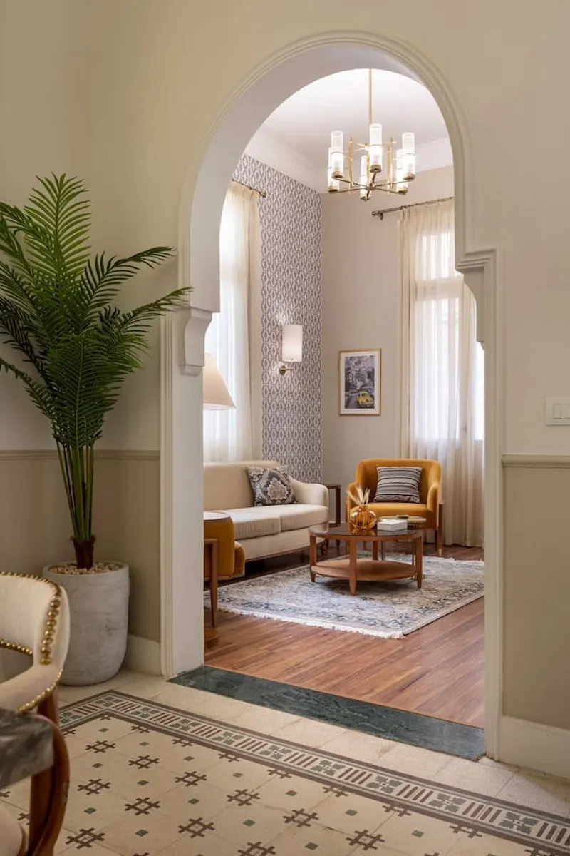 Quiet Layal Two-Bedroom Hideaway with Vintage Decor, photo 4