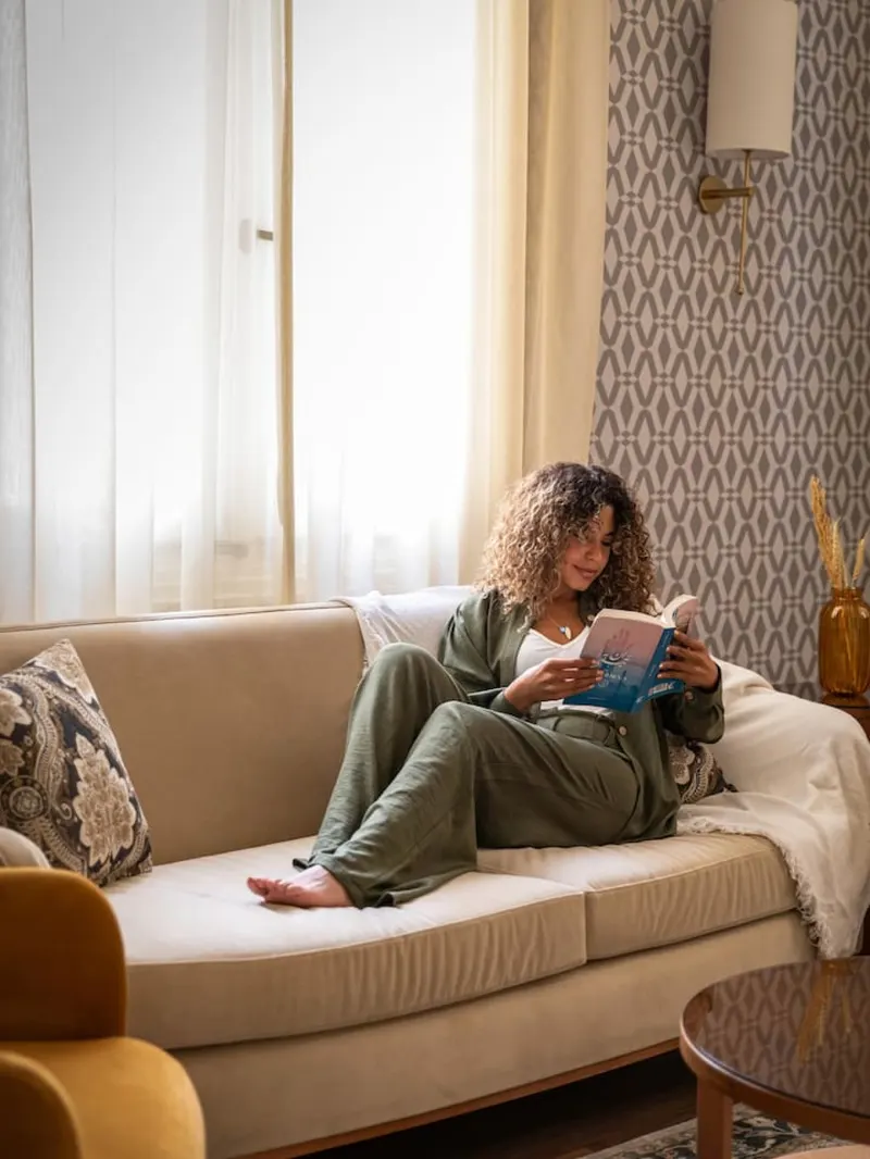 Quiet Layal Two-Bedroom Hideaway with Vintage Decor, photo 5