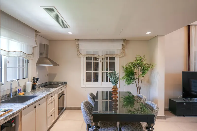 Spacious 84 sqm Two-Bedroom with Shared Terrace, photo 8