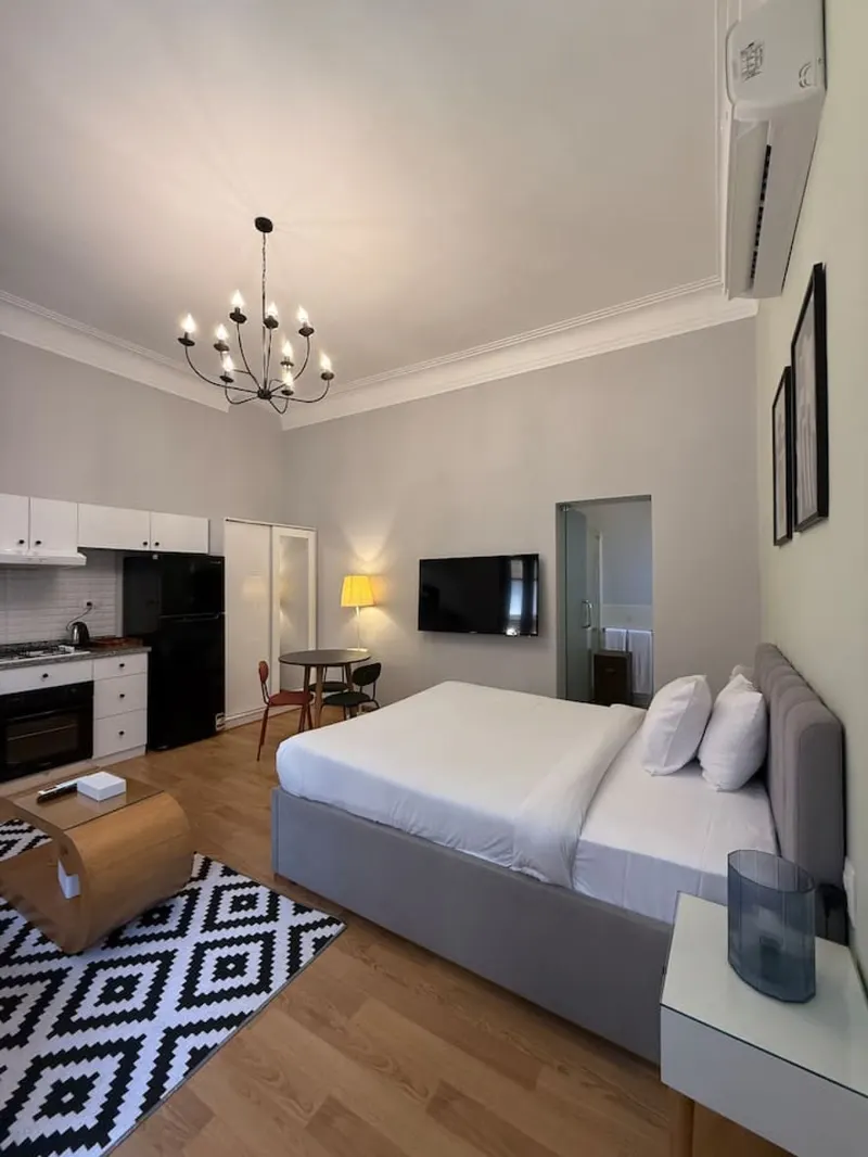 Studio with Private Garden, Lounge and Terrace, photo 2