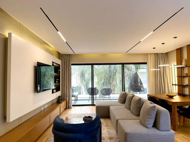Two-Bedroom in Lakeview with Balcony and Open Kitchen, photo 6