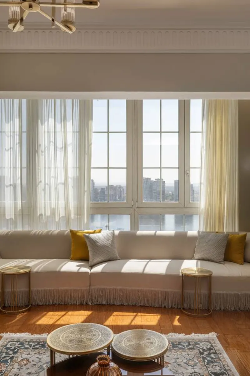 Vintage Three-Bedroom with Nile Views on the Corniche, photo 3