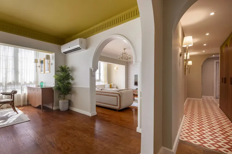 Vintage Three-Bedroom with Nile Views on the Corniche, photo 6