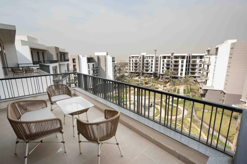 1BDR at Aura CFC