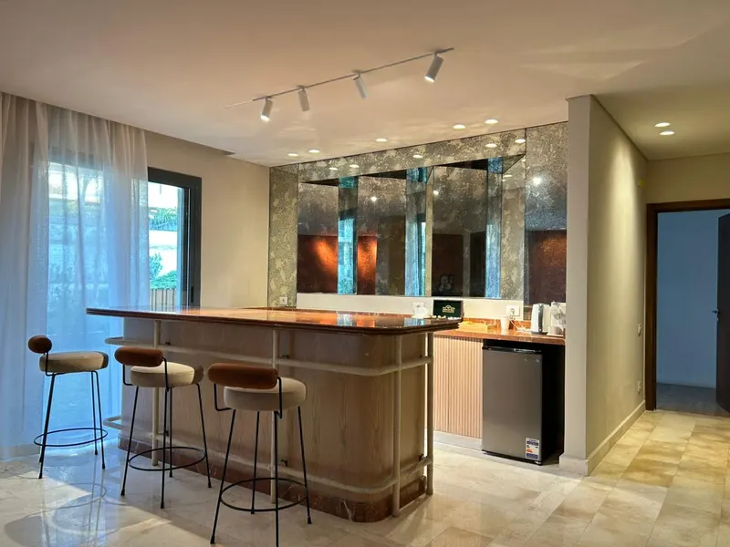 Modern 1BDR Pool View Villette — photo 6