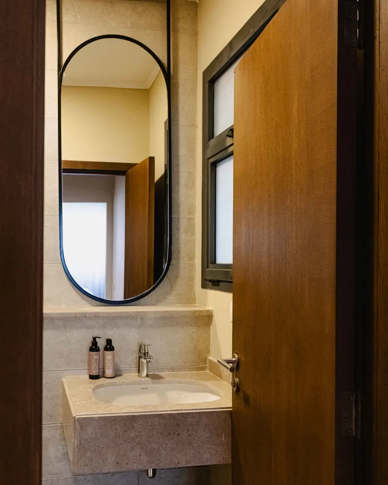 Villette | Elegant 2BDR PoolView