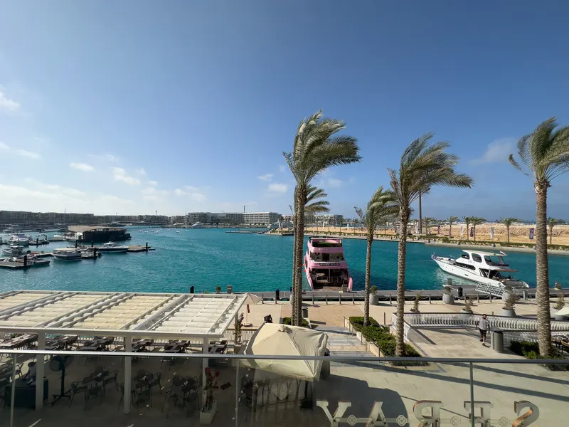 Marassi 3BR Sea View+Nanny