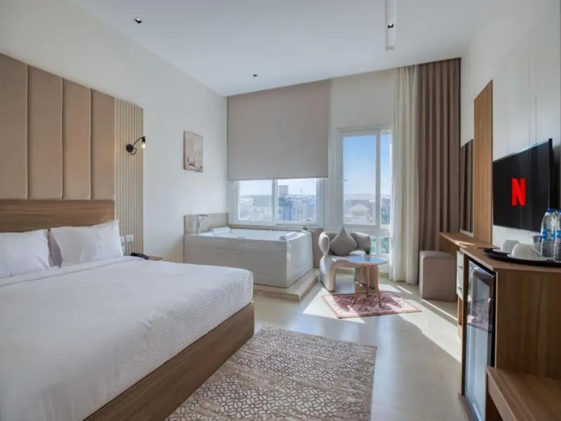King Suite with Pyramids View — Mazar Pyramids Hotel, photo 7