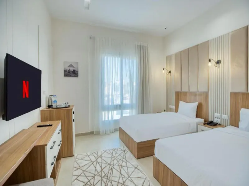 Standard Twin Room with Pyramids View — Mazar Pyramids Hotel, photo 5