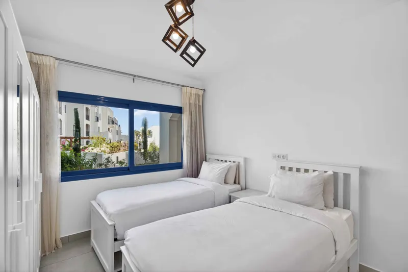 Modern 1BDR with Garden · Greek — photo 6
