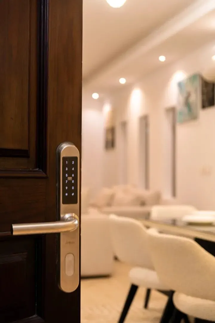 New Cairo 2BDRM Apt, AUC | Pearl Des Rois Comp., photo 5