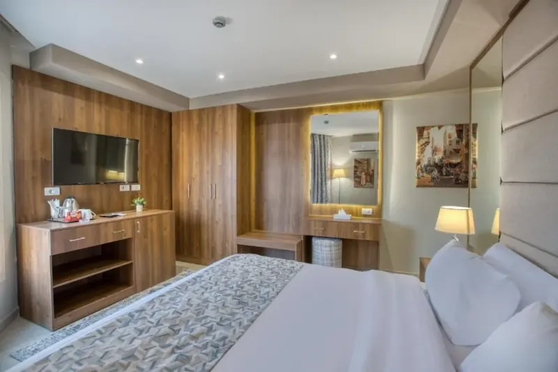 Double Room with Pyramids View — Nozol Pyramids Hotel & Spa, photo 4
