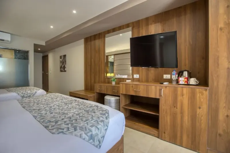 Family Room with Pyramids View — Nozol Pyramids Hotel & Spa, photo 4