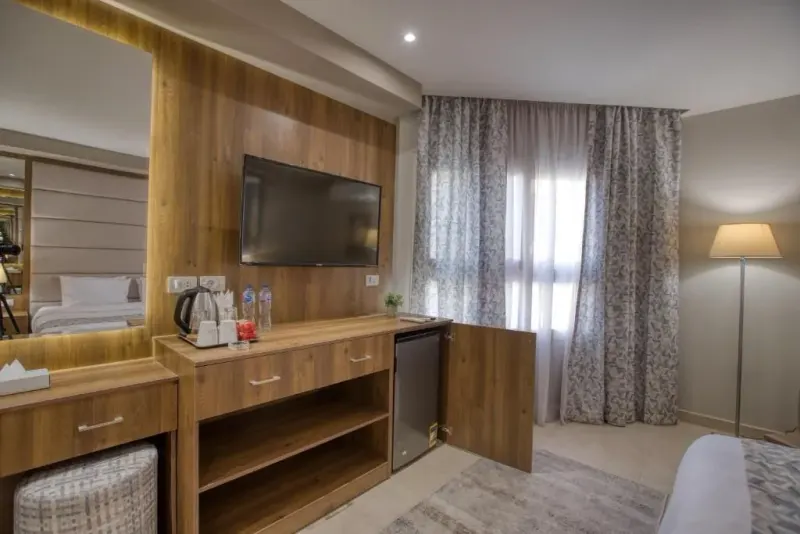 King Room with Balcony — Nozol Pyramids Hotel & Spa, photo 4