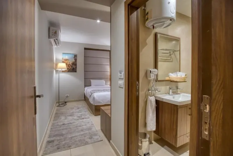 Twin Room with City View — Nozol Pyramids Hotel & Spa, photo 4