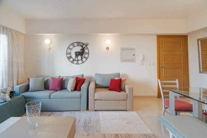 Serviced 1BDR Aprt At Marassi — photo 2