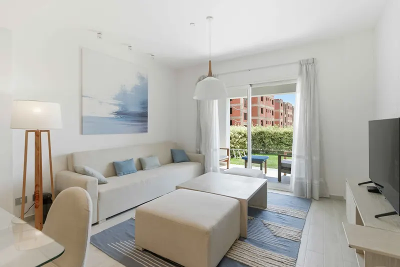 Serviced 2BR +Garden | Fouka Bay, photo 3