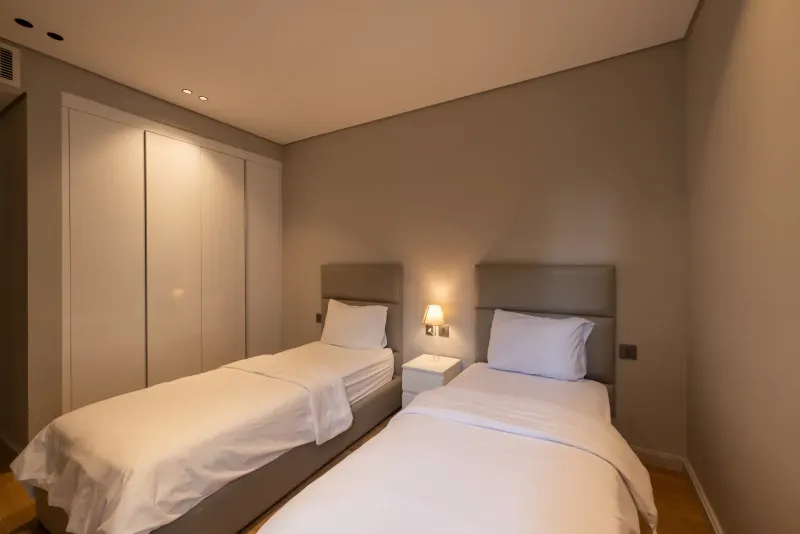 3-Bedroom Apart with Garden Views & Pool Access GF — photo 4