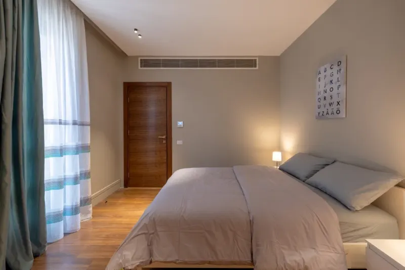 Fully Furnished/Serviced 3 Bed Apart FF @ Silver Palm — photo 6