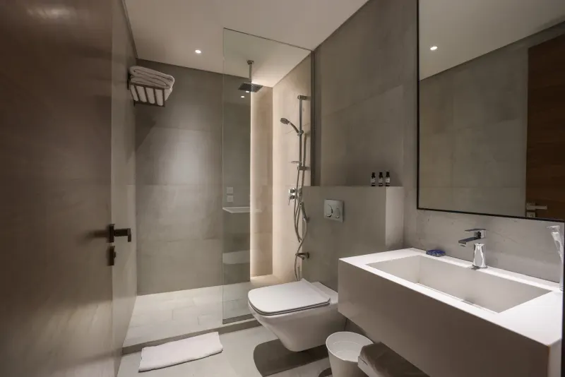 Monochrome - 2 Bed - Garden View - SF, photo 6