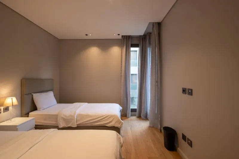 Monochrome - 3 Bedroom - Garden View - FF — photo 5