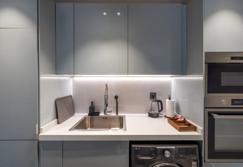 Monochrome - 3 Bedroom - Garden View - SF — photo 2